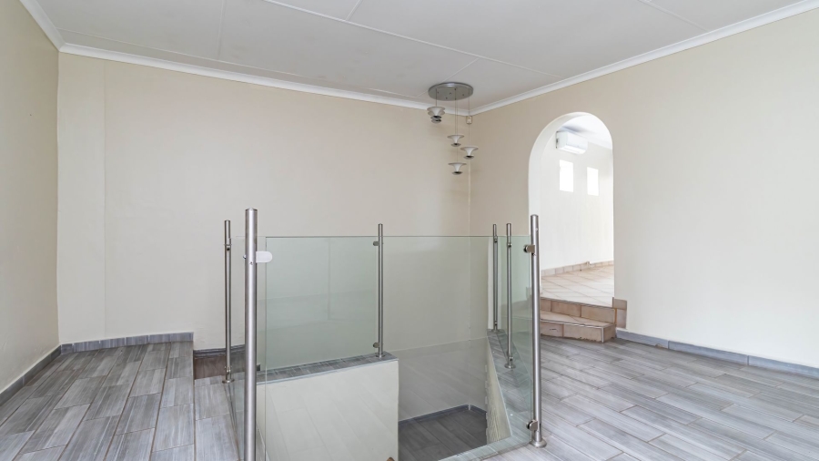 7 Bedroom Property for Sale in Safari Gardens North West